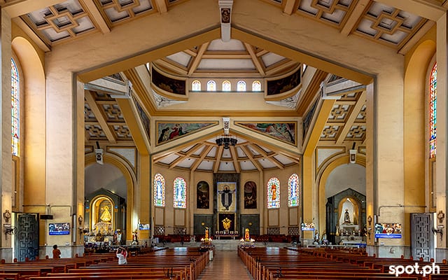 Sto. Domingo Church interiors